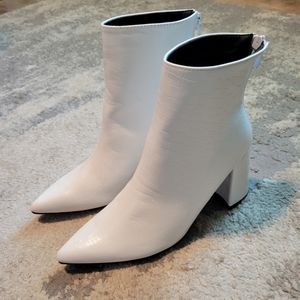 White Pointed Toe Embossed Booties - Barely Worn